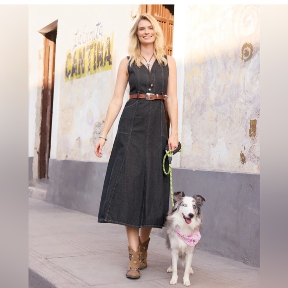Sundance Dresses & Skirts - Sundance Living Poppy Denim Dress midi black
